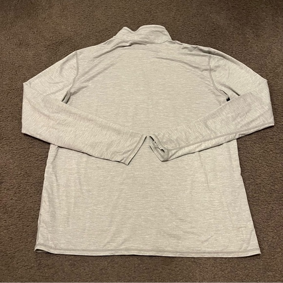 Vuori Ponto Half Zip Mock Neck Sweatshirt - Picture 4 of 6